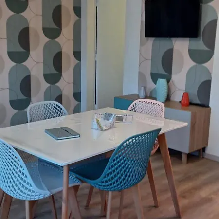 La Colline De Pam Appartement *